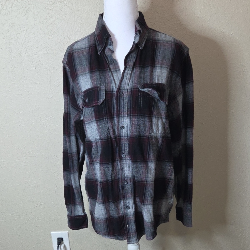 Faded Glory Red and Gray S/CH (34-36) Plaid Shirt